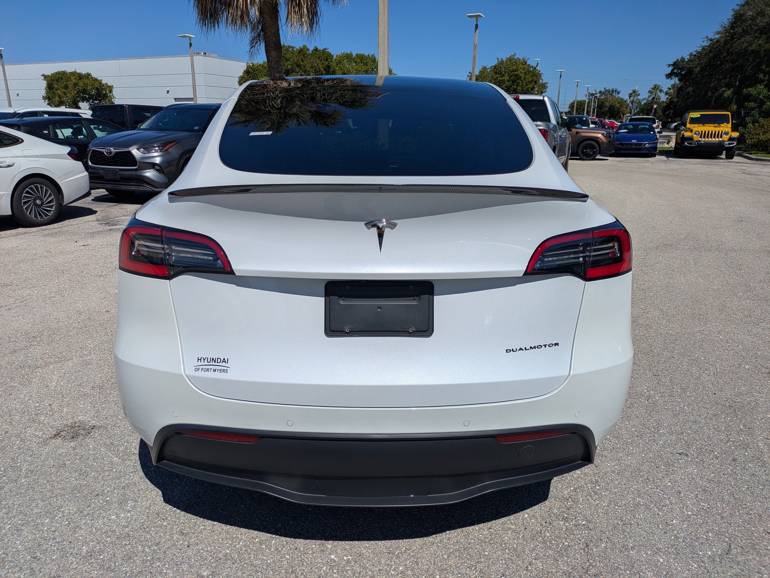 Used 2021 Tesla Model Y Long Range AWD/4WD image 6