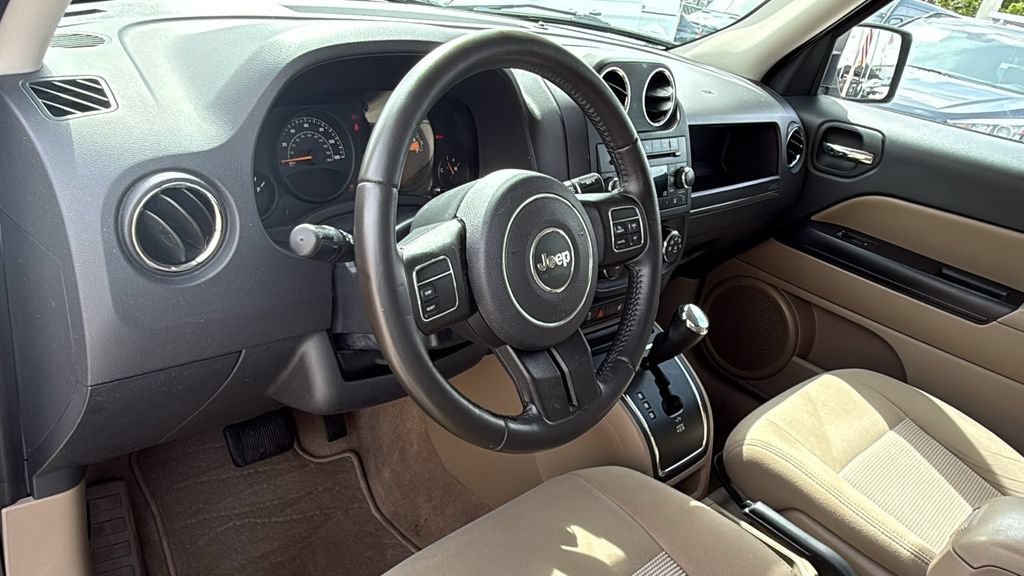 Used 2017 Jeep Patriot Latitude FWD image 23
