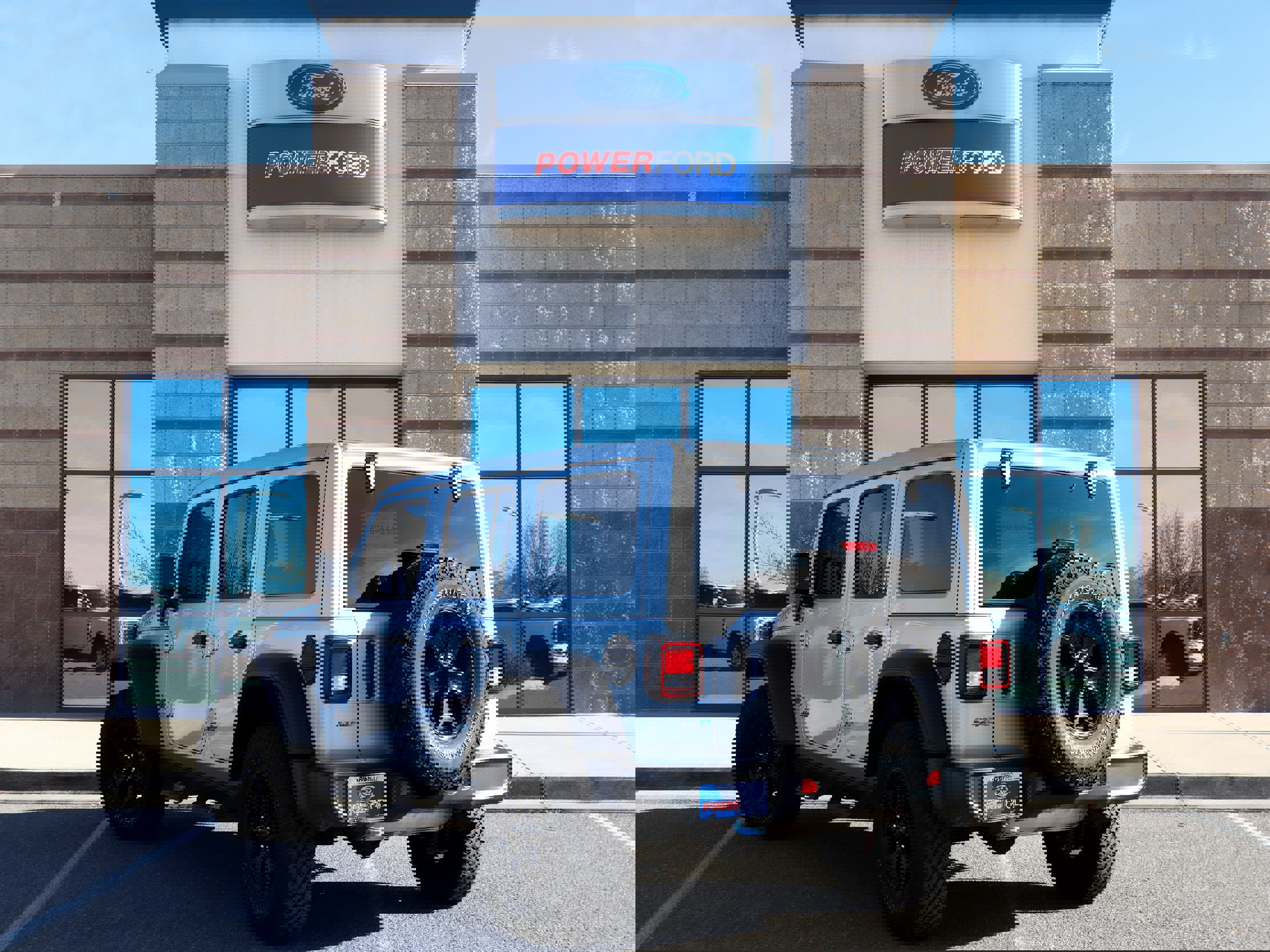 Used 2023 Jeep Wrangler Unlimited w/ Sun & Screen Package image 8