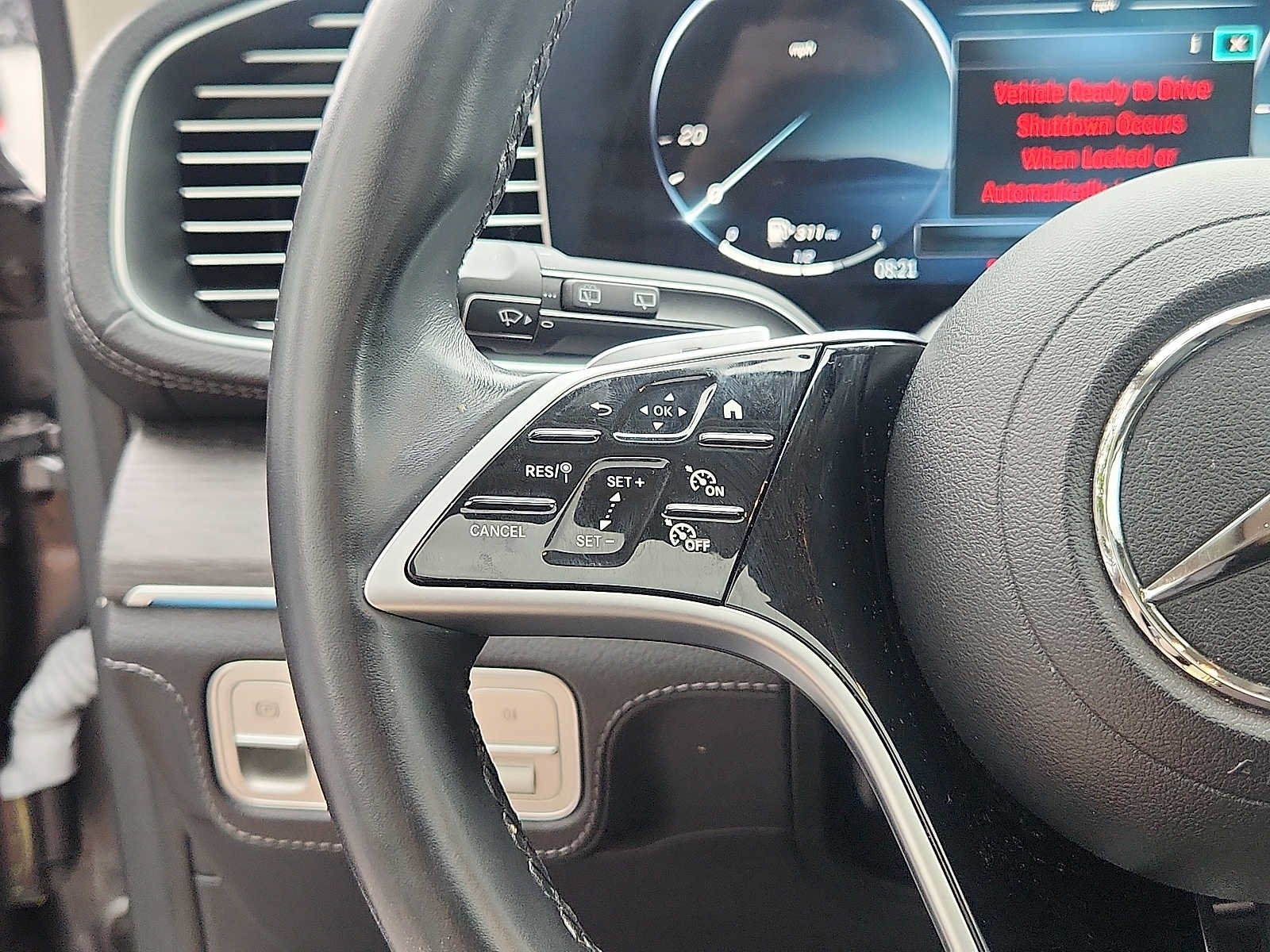 Used 2024 Mercedes-Benz GLE 350 4MATIC image 20