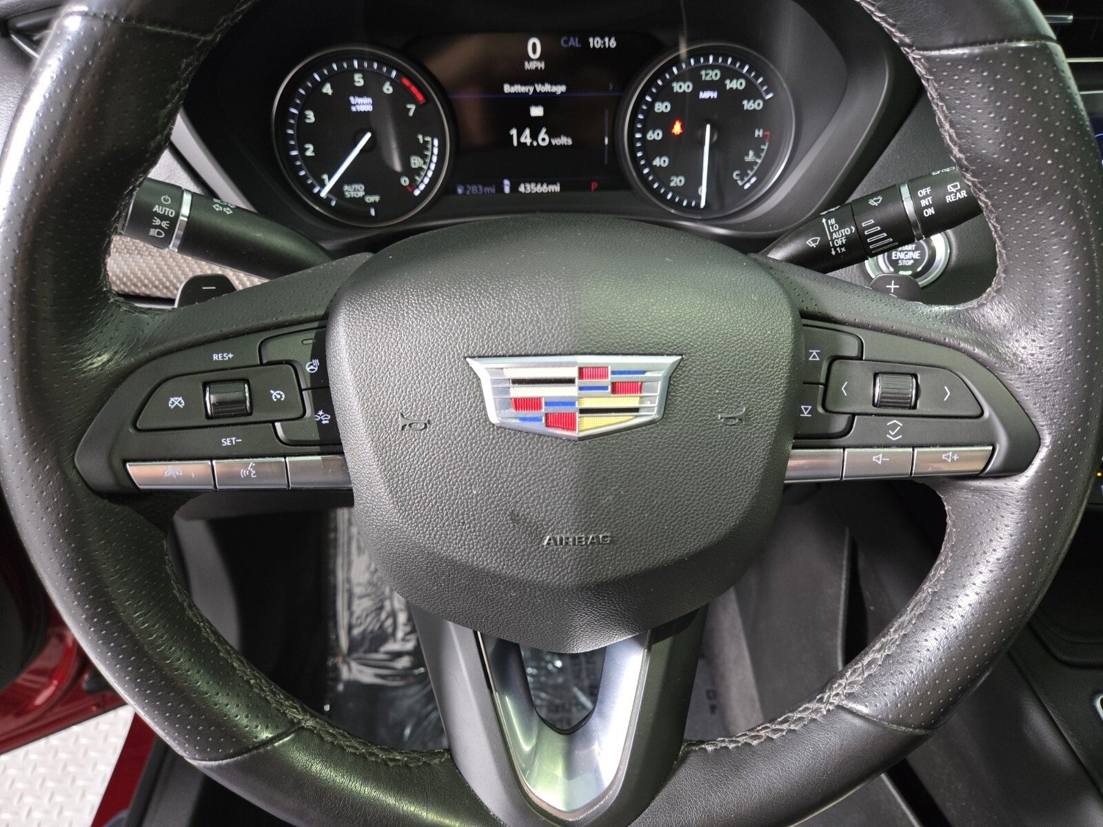 Used 2023 Cadillac XT4 Sport image 25