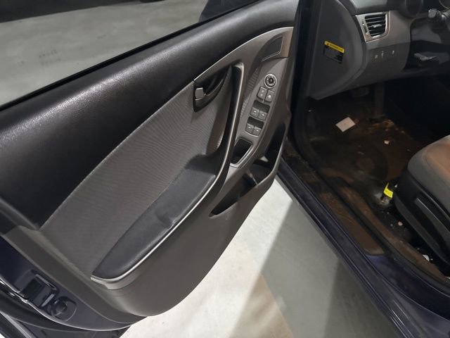 Used 2012 Hyundai Elantra GLS w/ Preferred Pkg 3 image 12