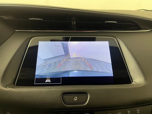Used 2023 Cadillac XT4 Luxury w/ Cold Weather Package AWD/4WD image 33
