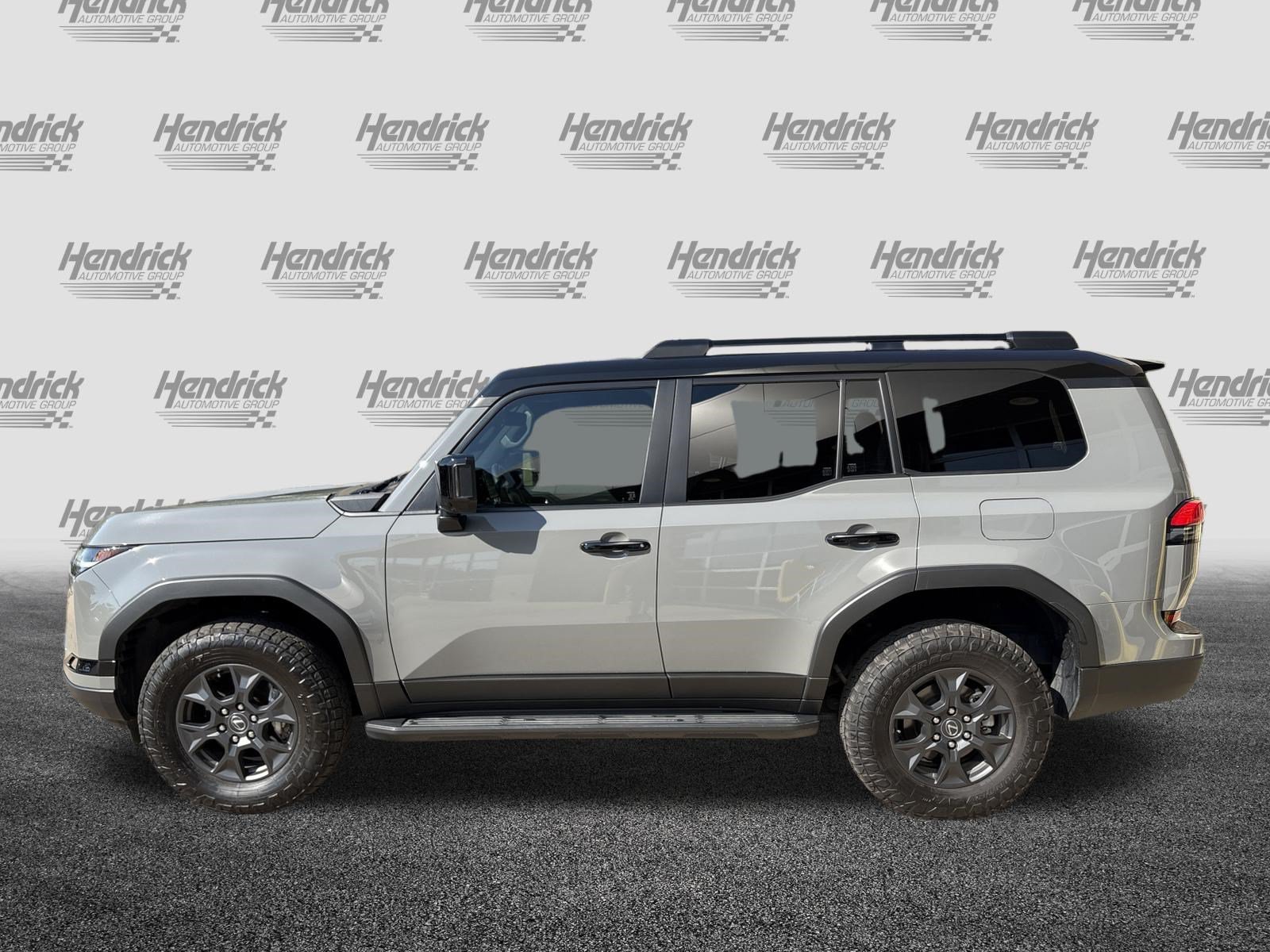 Used 2024 Lexus GX 550 AWD/4WD image 7