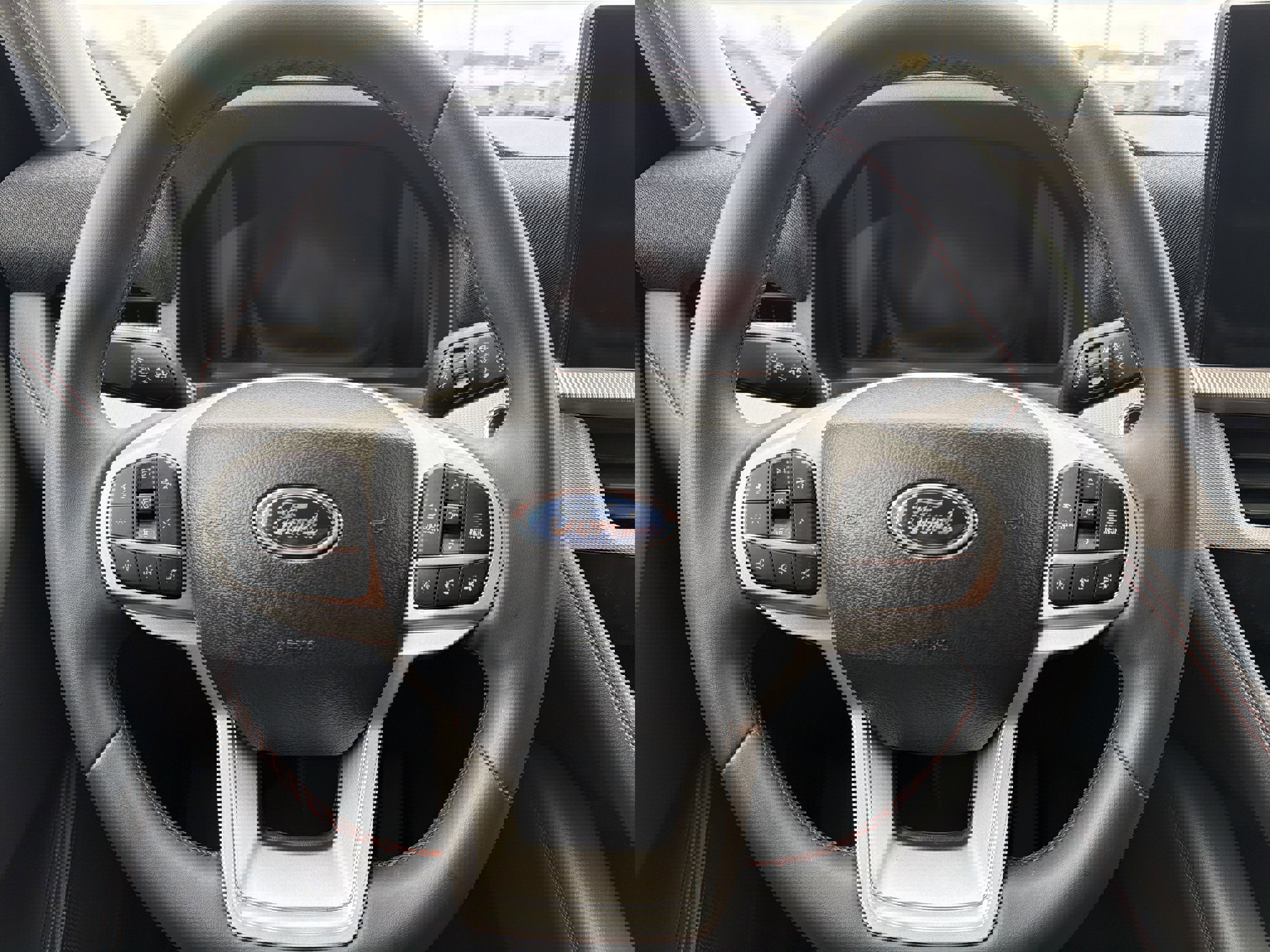 Used 2025 Ford Explorer Active w/ Active Comfort Package image 14