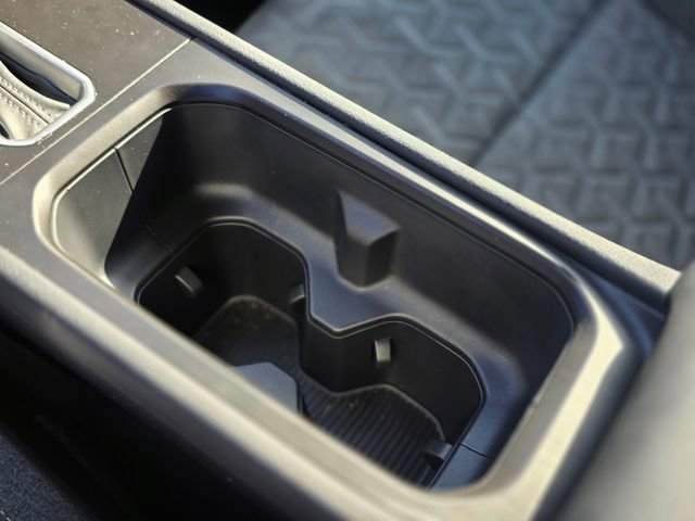 Used 2025 Nissan Kicks SV image 34