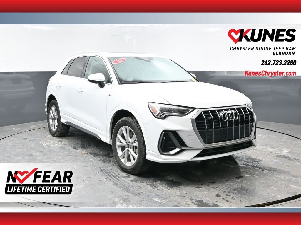 Used 2025 Audi Q3 2.0T Premium image 1