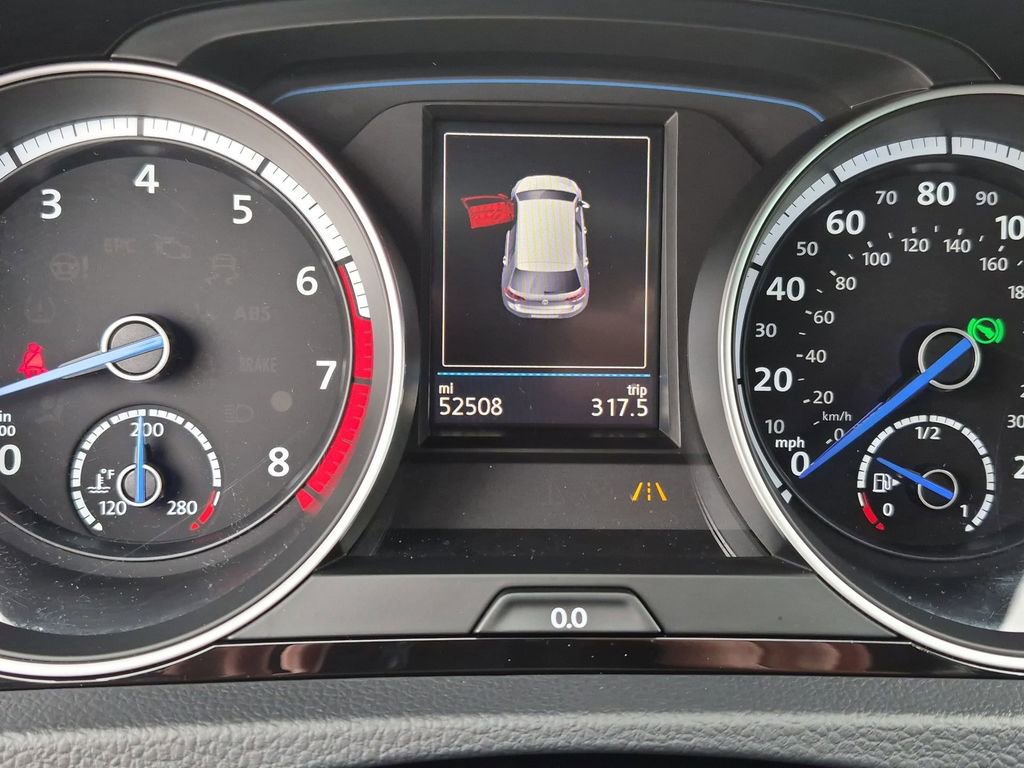 Used 2017 Volkswagen Golf R 4-Door AWD/4WD image 15