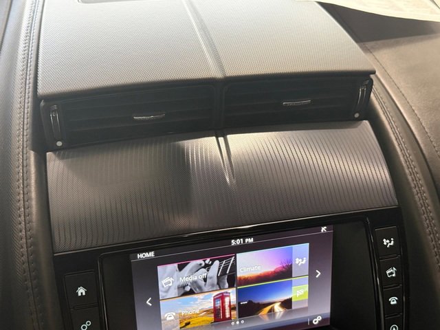 Used 2018 Jaguar F-TYPE R-Dynamic image 15