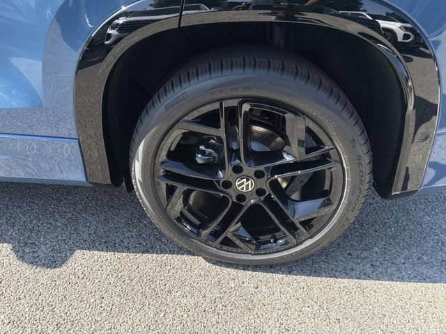 New 2026 Volkswagen Tiguan SE R-Line FWD image 6