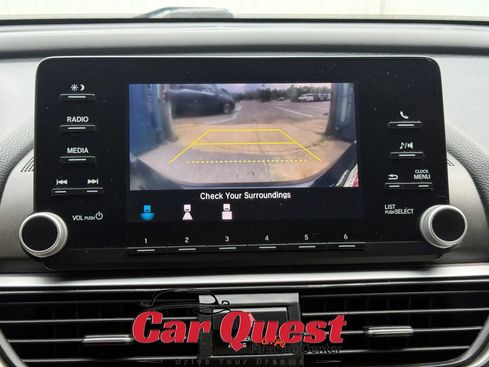 Used 2019 Honda Accord LX image 29