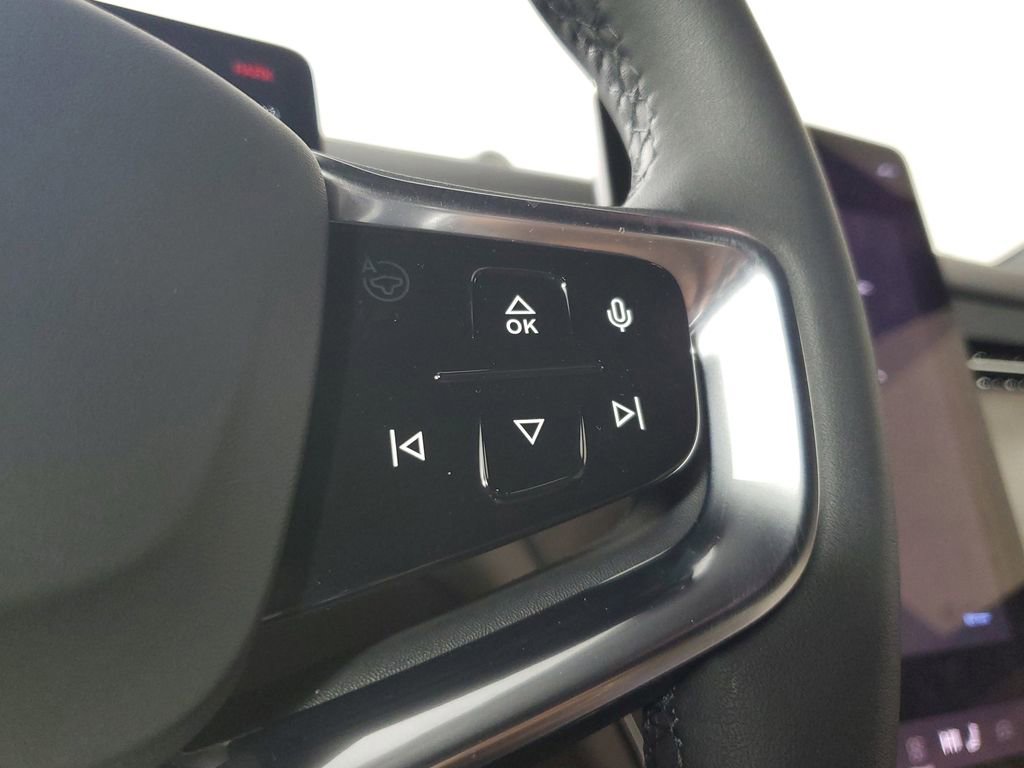 Used 2025 Volvo EX90 Ultra image 28