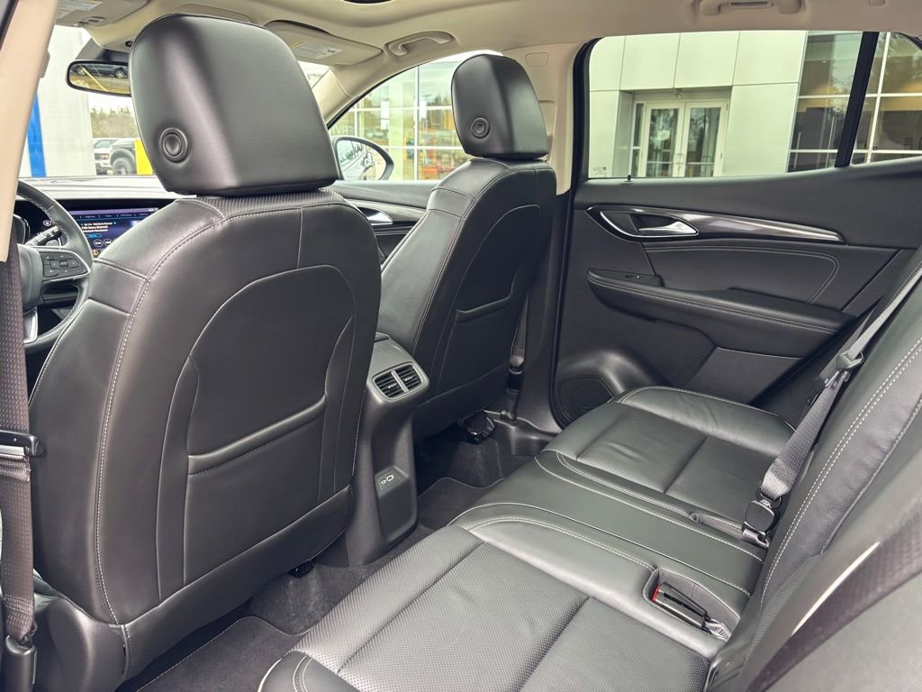 Used 2021 Buick Envision Essence w/ Sport Touring Package image 14