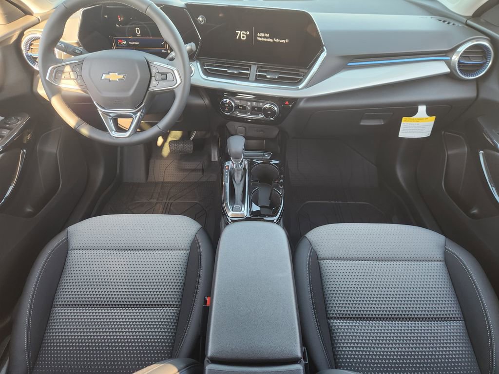 New 2026 Chevrolet Trax LT w/ LT Convenience Package FWD image 18