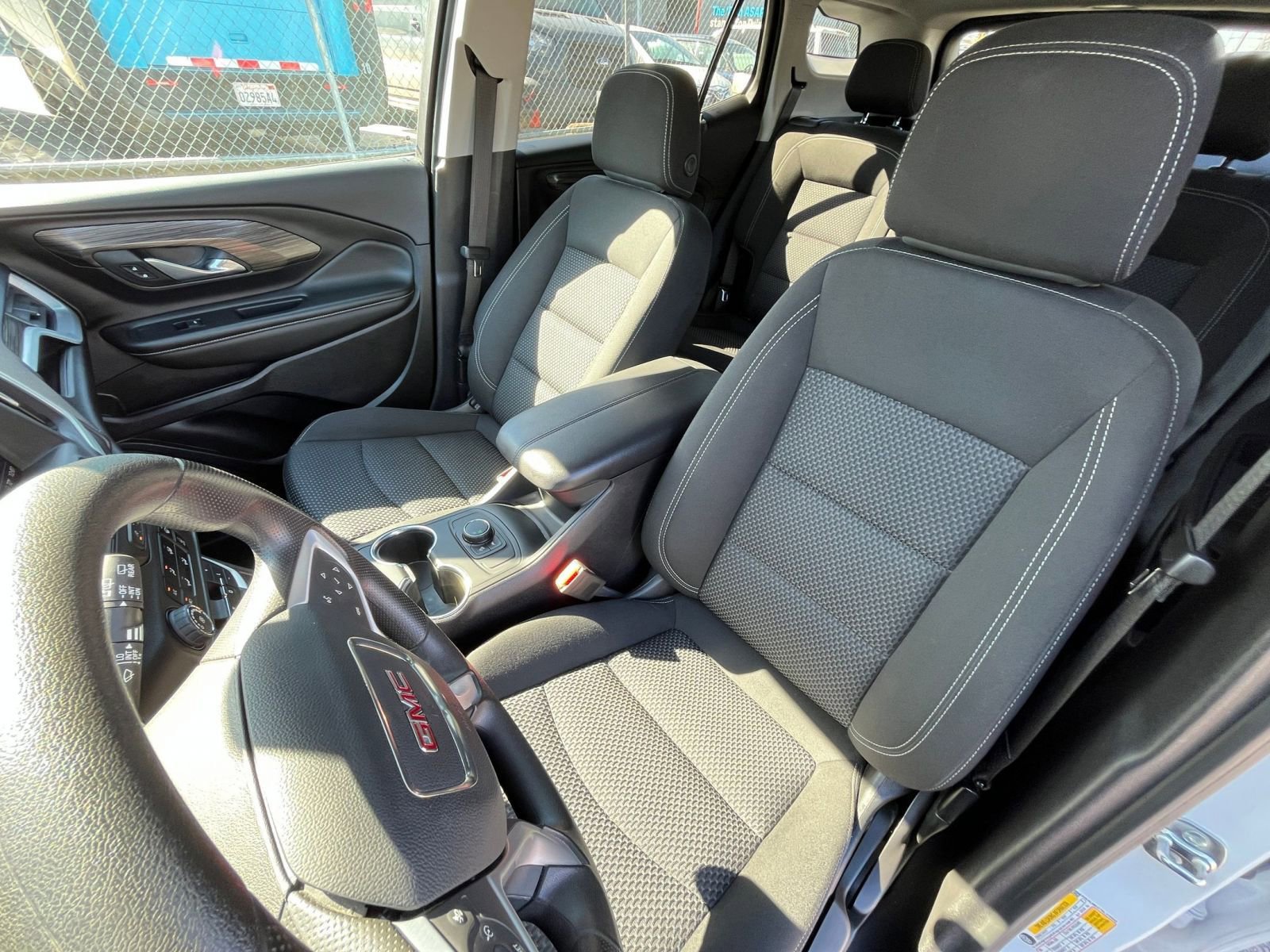 Used 2024 GMC Terrain SLE image 35