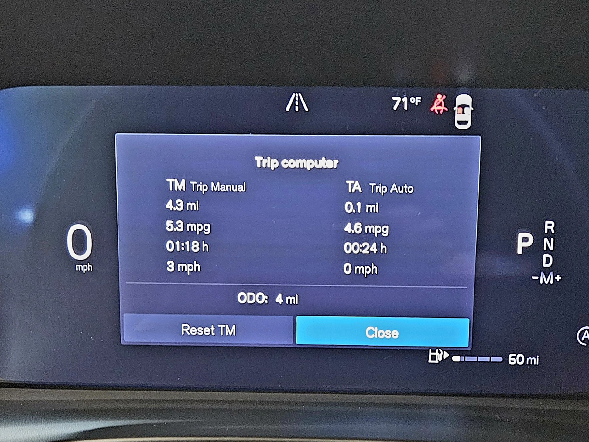 New 2026 Volvo XC40 B4 Plus w/ Climate Package FWD image 11