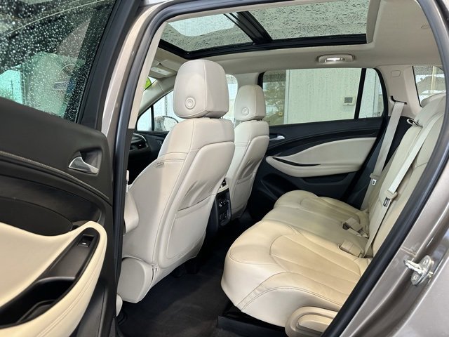 Used 2018 Buick Envision Premium w/ Driver Confidence Package image 16