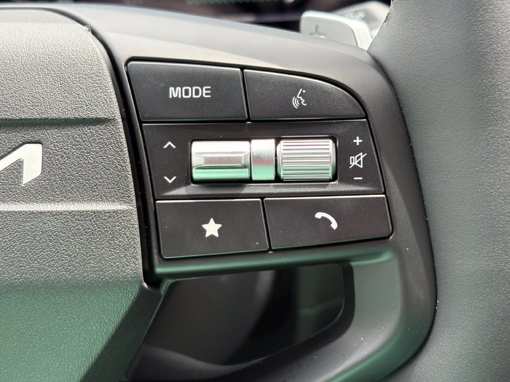 New 2026 Kia Sportage LX FWD image 24