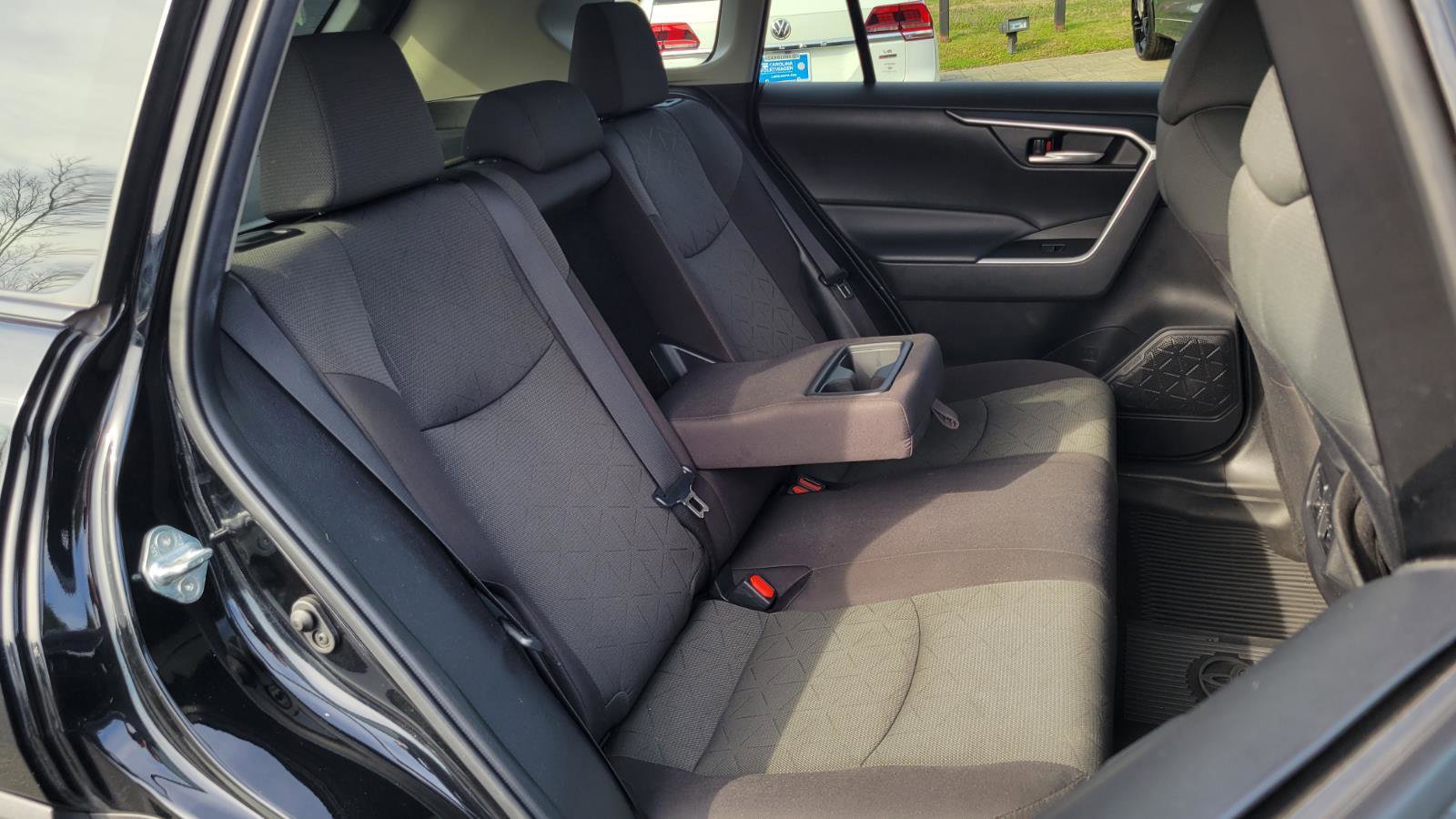 Used 2023 Toyota RAV4 XLE w/ Convenience Package image 40