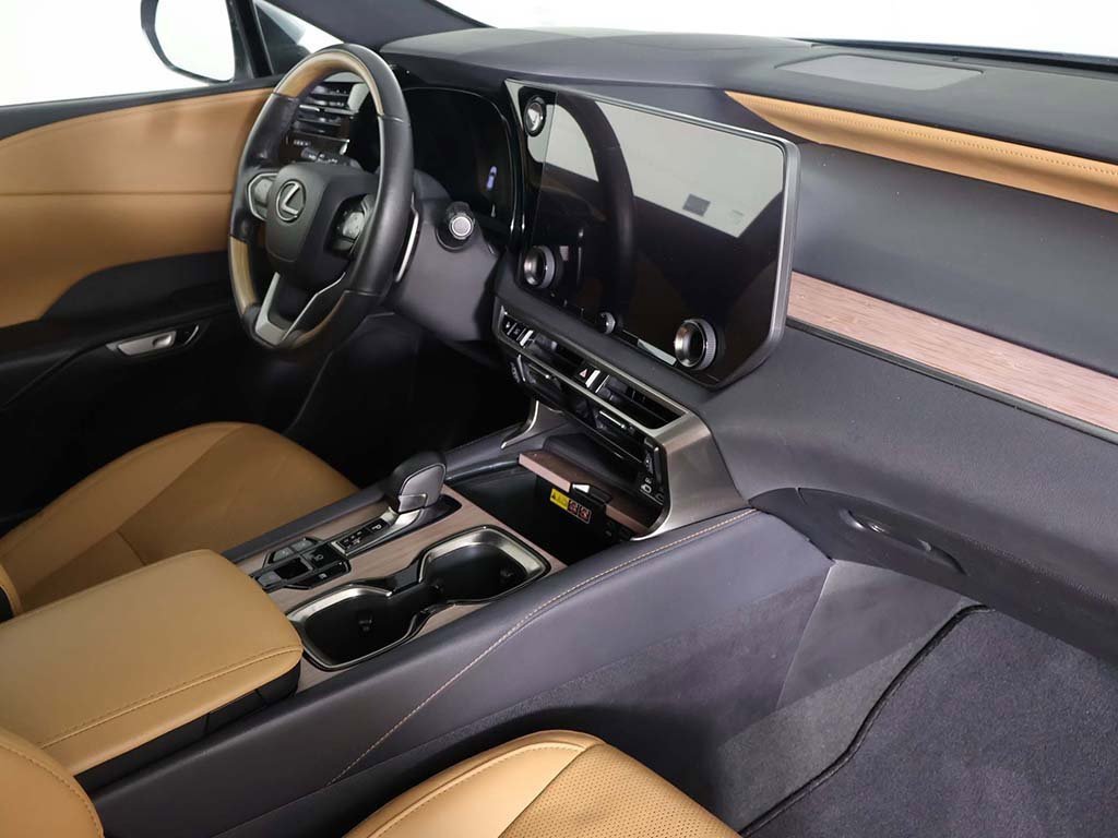 Used 2024 Lexus RX 350 w/ Convenience Package image 31