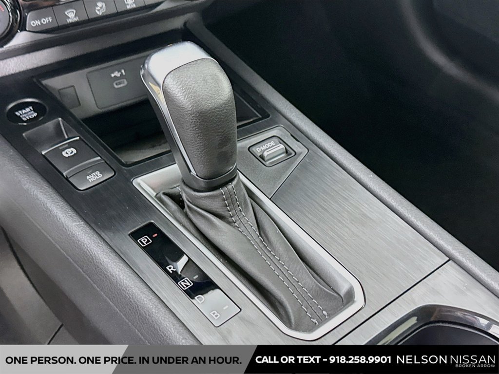 New 2027 Nissan Kicks SV w/ Cold Weather Package FWD image 16
