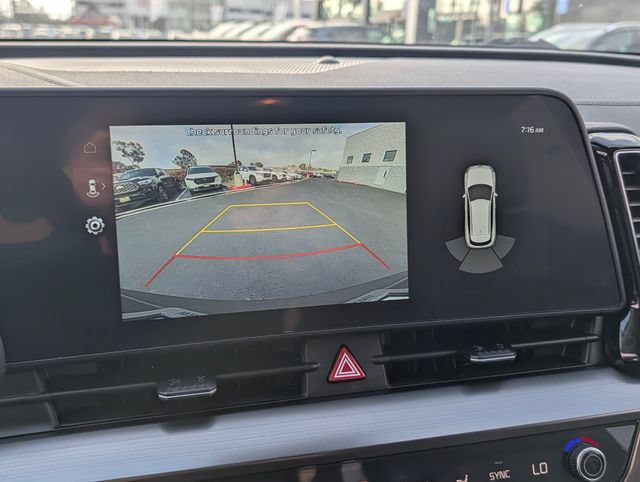 Used 2024 Kia Sportage EX FWD image 22