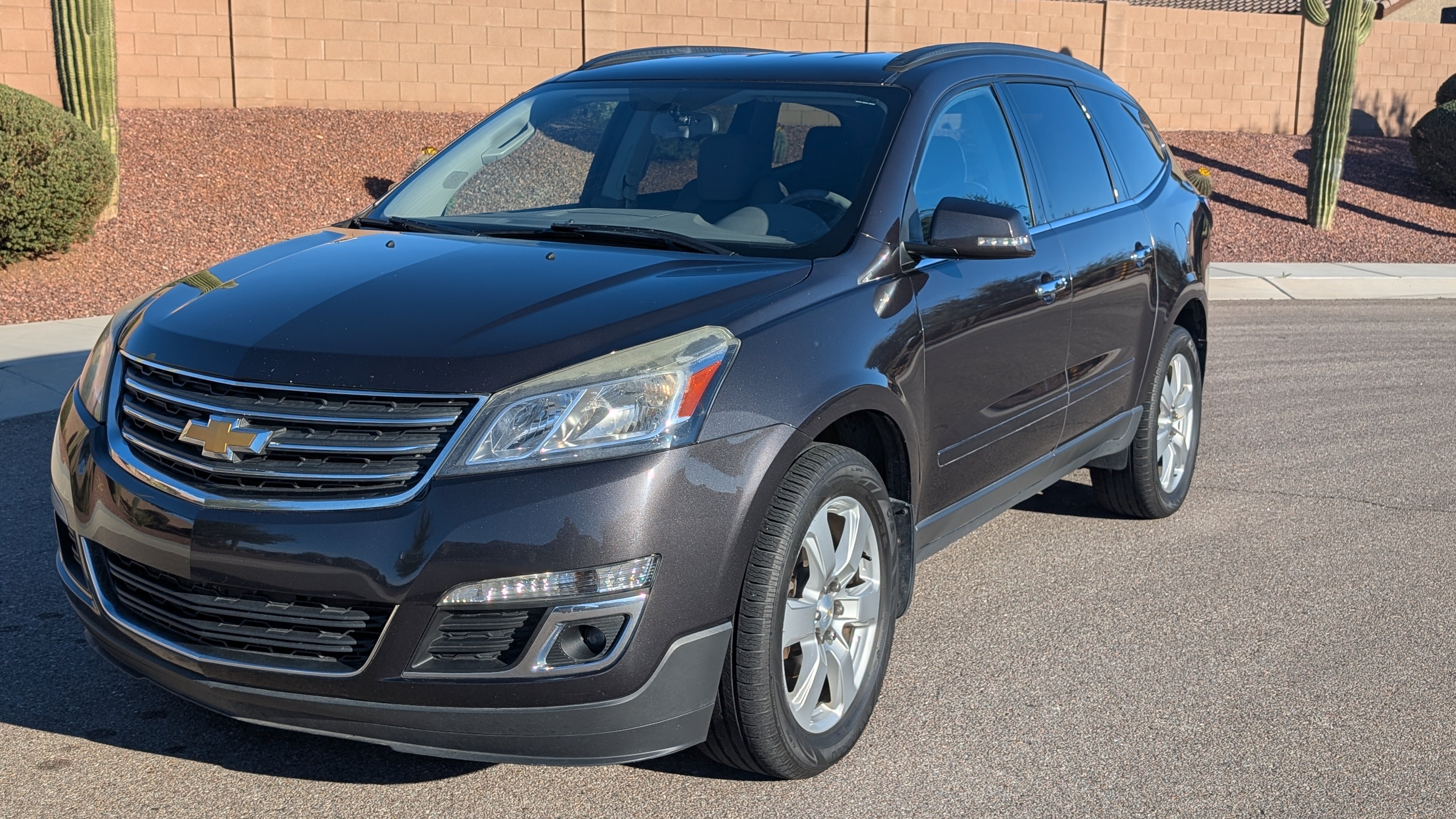 Used 2017 Chevrolet Traverse LT w/ Style and Technology Package AWD/4WD image 14