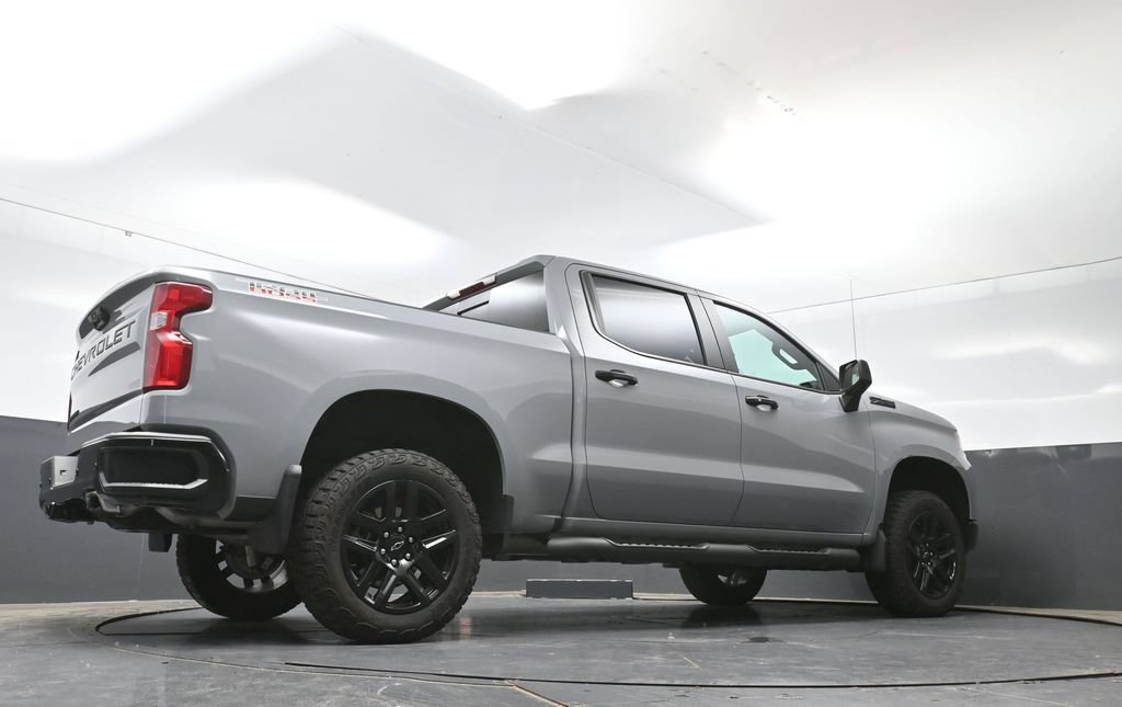 Used 2024 Chevrolet Silverado 1500 LT Trail Boss w/ LT Trail Boss Premium Package AWD/4WD image 49