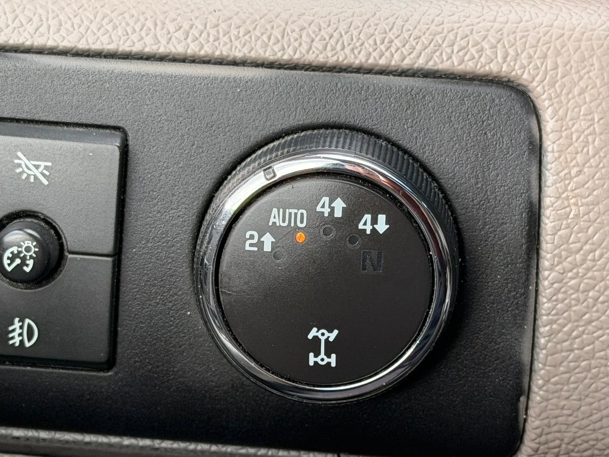 Used 2007 Chevrolet Avalanche LT w/ LT Preferred Equipment Group AWD/4WD image 39