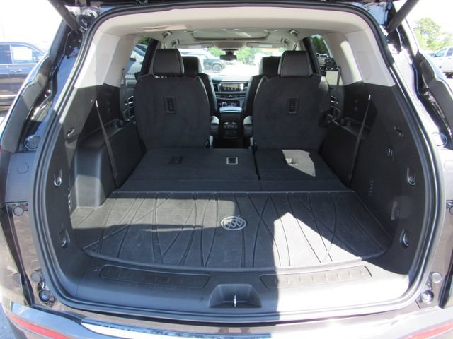 Certified 2019 Buick Enclave Avenir w/ Avenir Technology Package AWD/4WD image 37