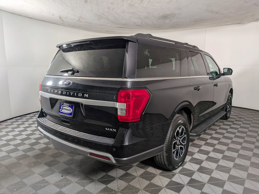 Used 2024 Ford Expedition Max XLT image 7