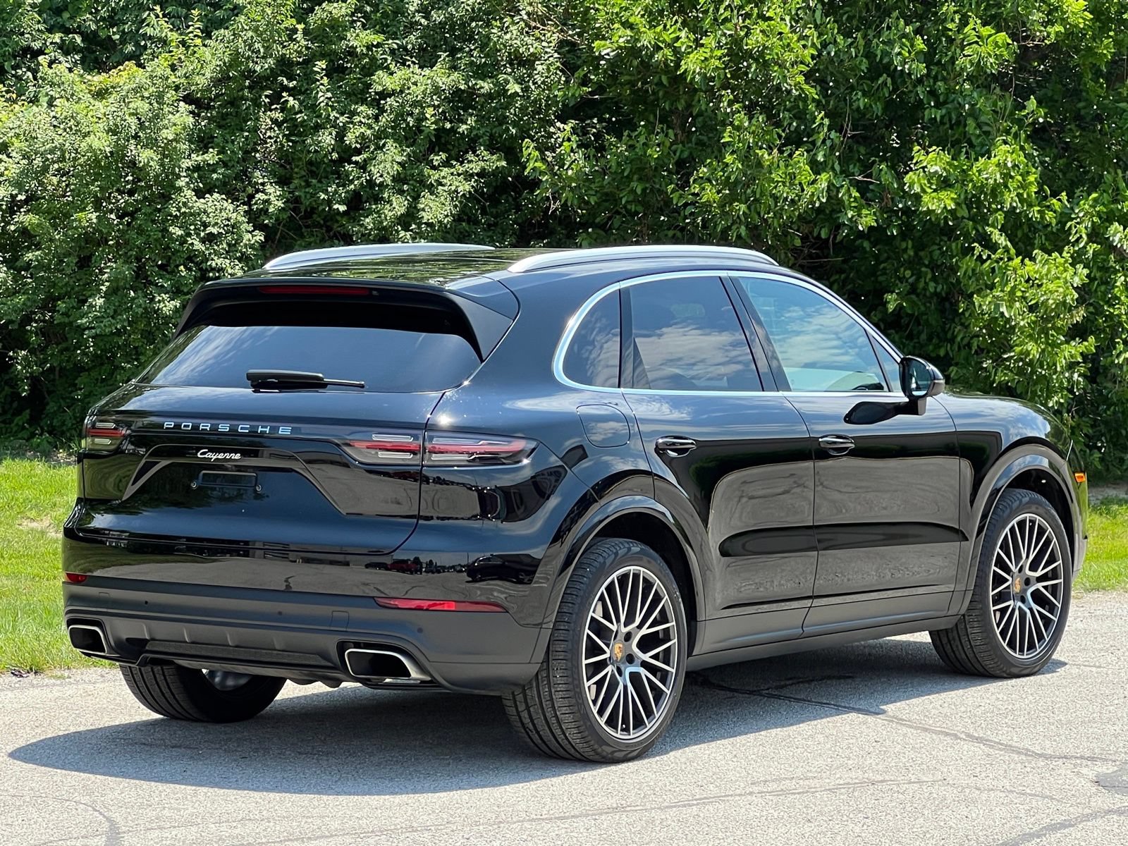 Certified 2020 Porsche Cayenne AWD/4WD image 6