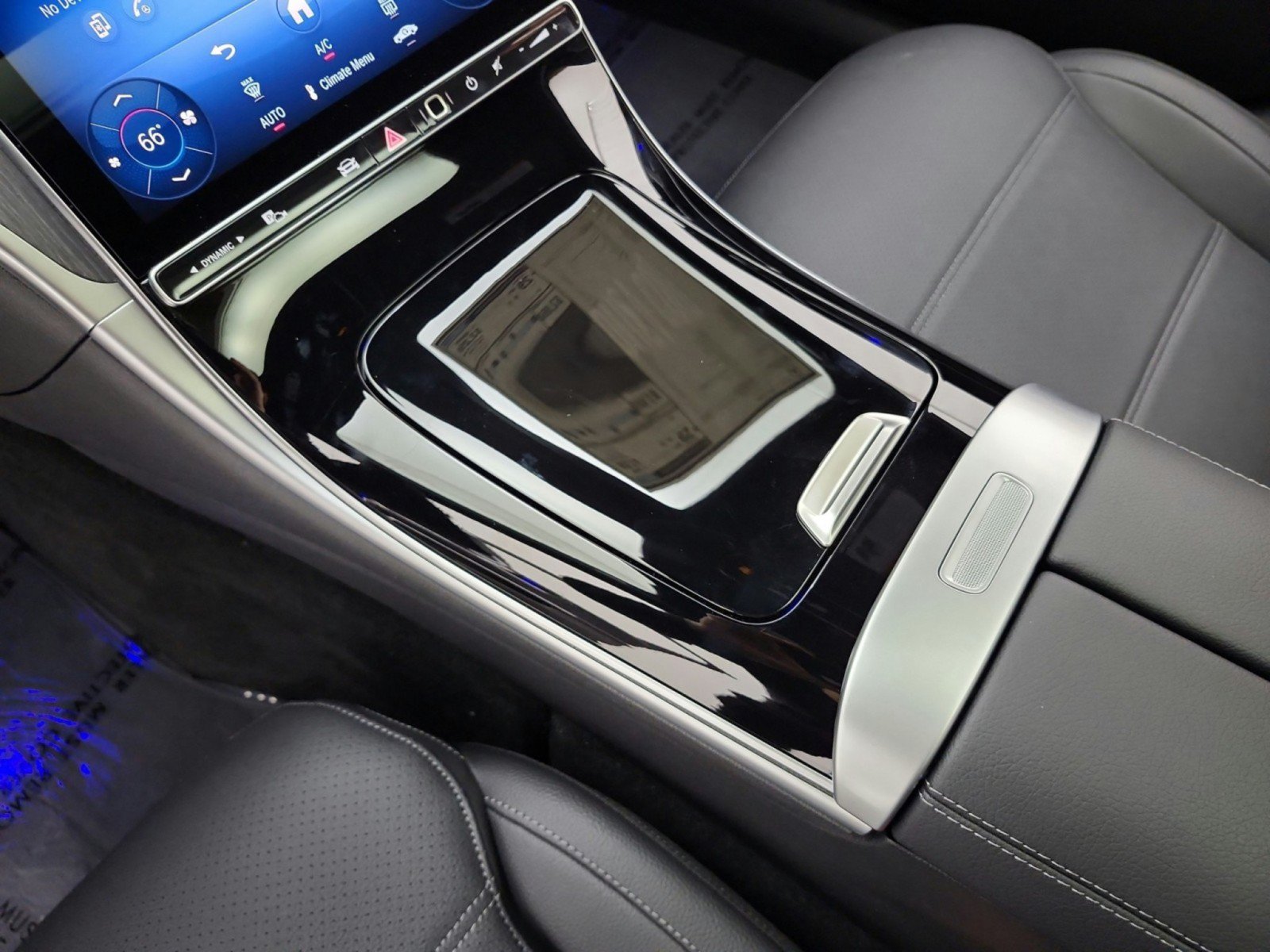 New 2027 Mercedes-Benz C 300 Sedan image 9