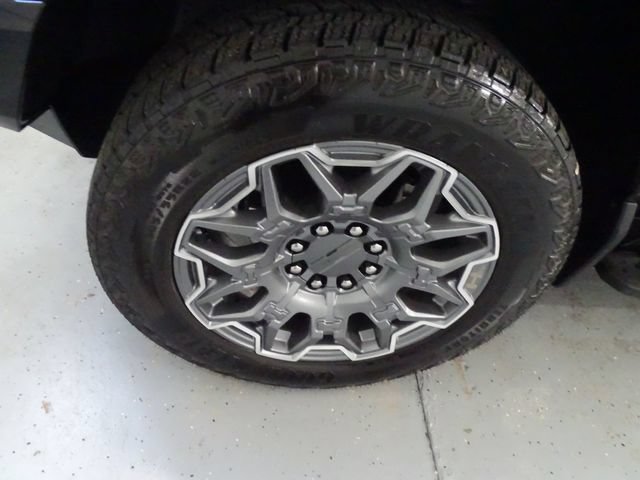 Certified 2025 GMC Hummer EV 3X AWD/4WD image 24