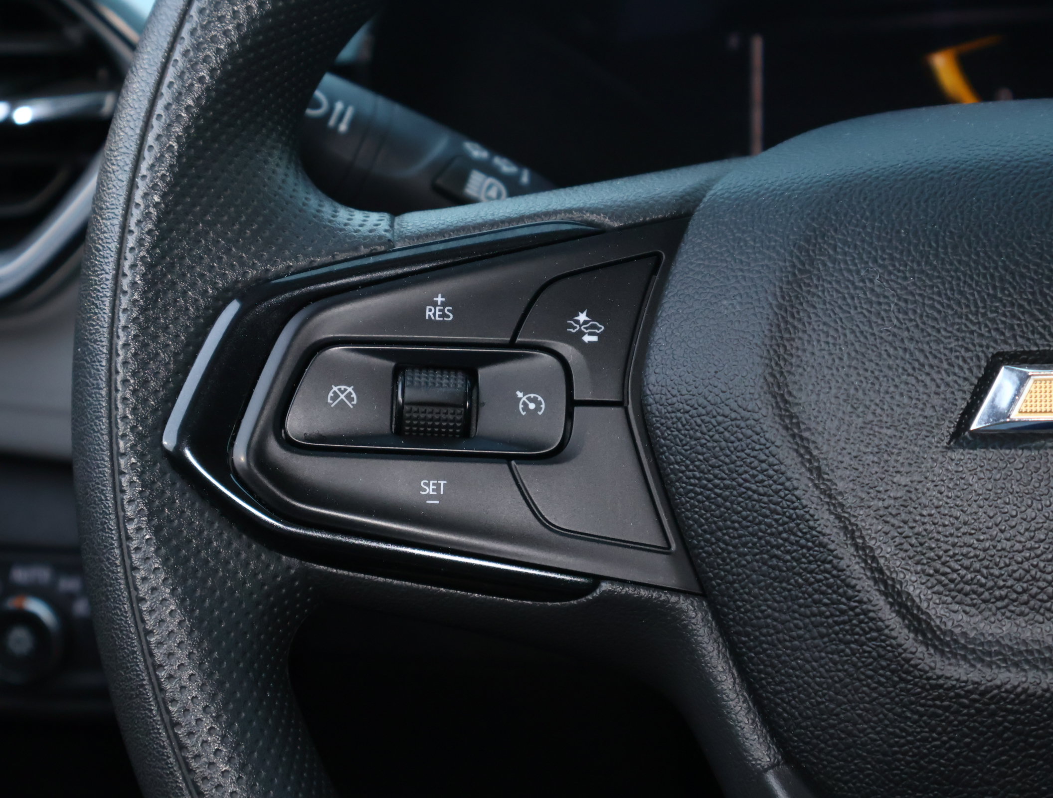 Used 2025 Chevrolet TrailBlazer LT FWD image 12