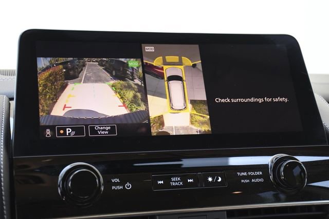 Used 2024 Nissan Armada Platinum w/ Captain's Chairs Package image 20