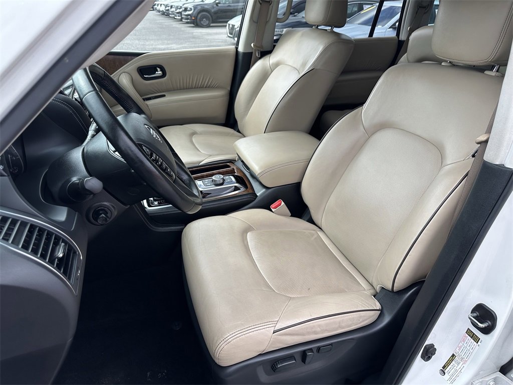 Used 2023 Nissan Armada SL w/ Captain's Chairs Package image 10