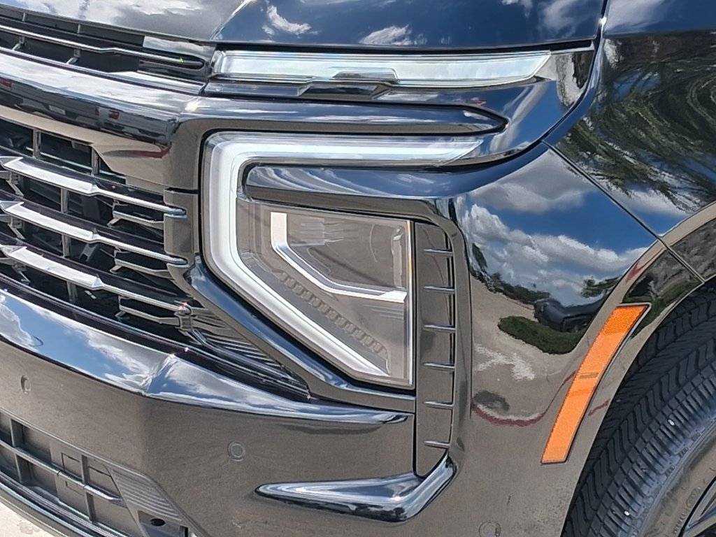 Used 2026 Chevrolet Tahoe RST w/ RST Capability Package AWD/4WD image 9