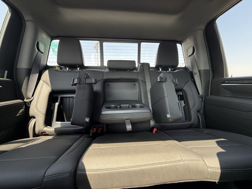 New 2025 Chevrolet Silverado 2500 LTZ w/ Trail Boss Package image 31