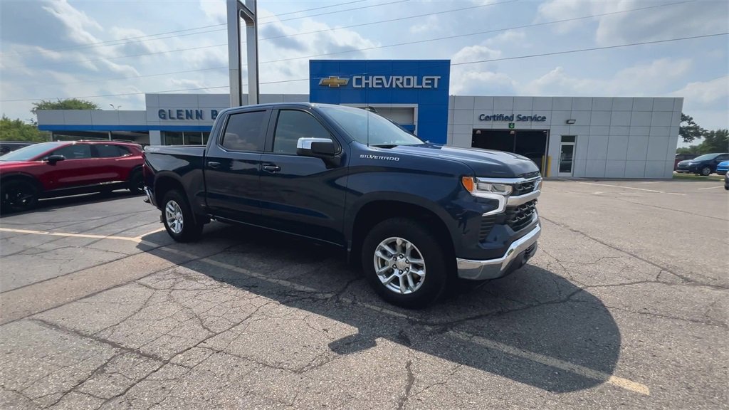 Certified 2023 Chevrolet Silverado 1500 LT image 2