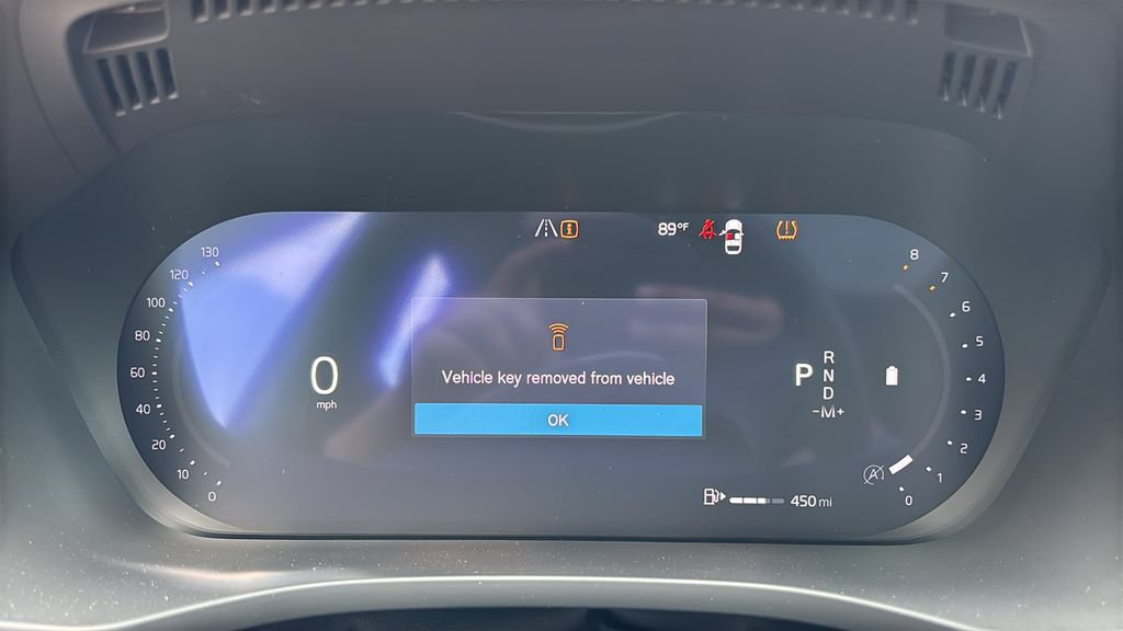 New 2026 Volvo XC60 B5 Plus w/ Protection Package Premier AWD/4WD image 16