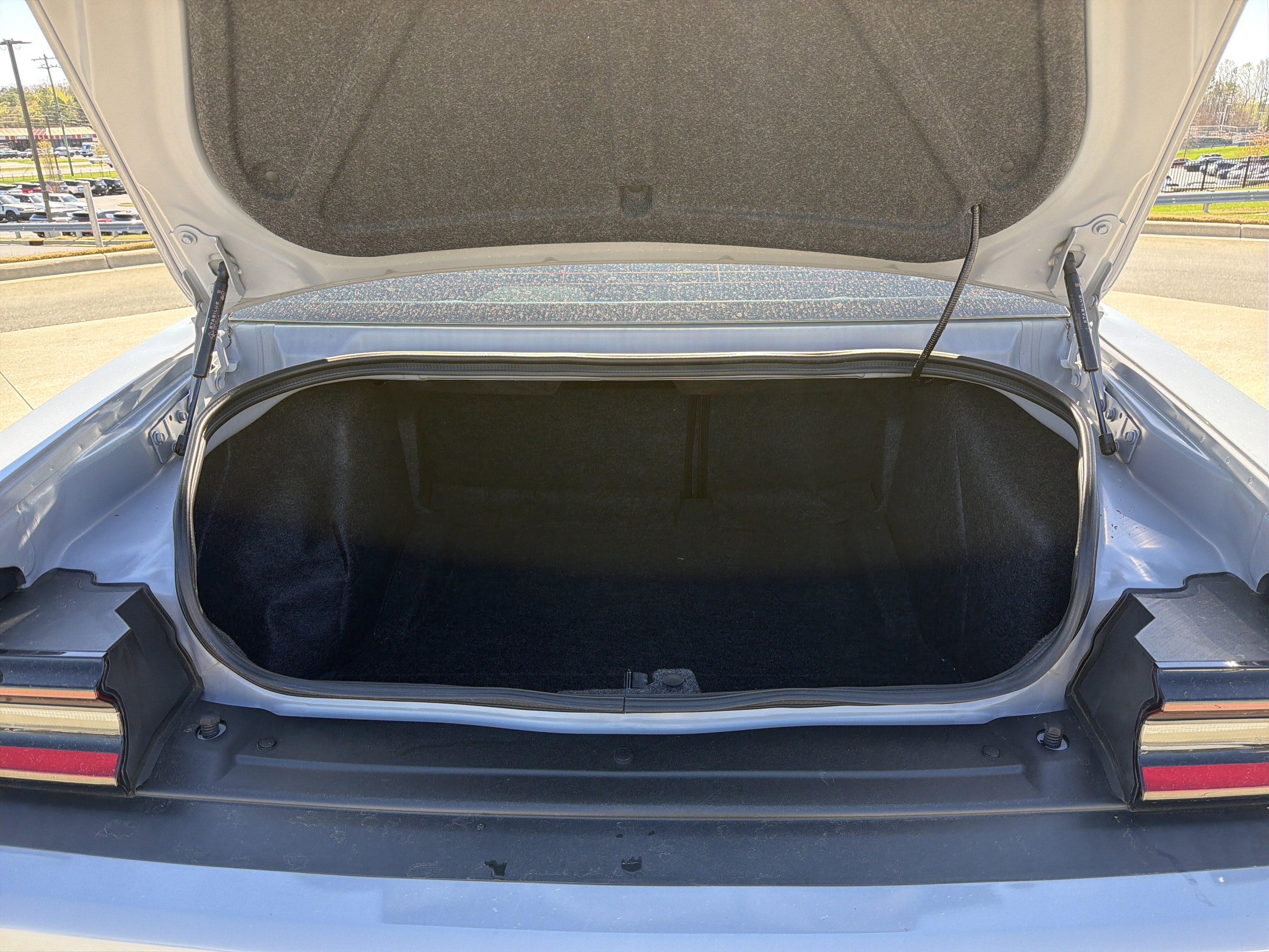 Used 2022 Dodge Challenger SXT w/ Blacktop Package image 29