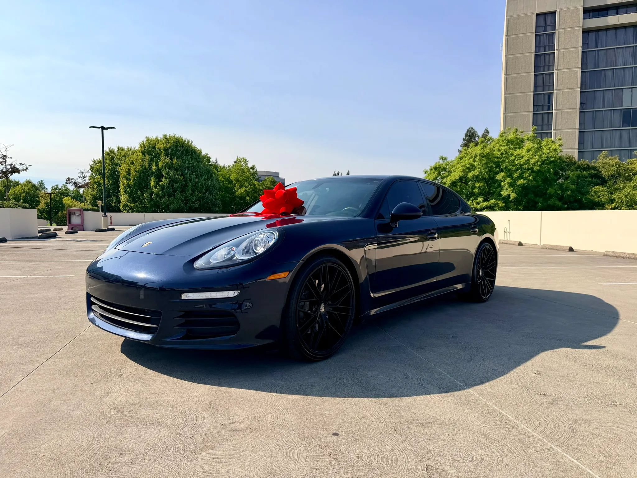 Used 2016 Porsche Panamera Edition RWD image 19