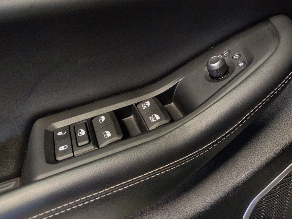 Used 2022 Jeep Grand Cherokee Limited 4xe image 27