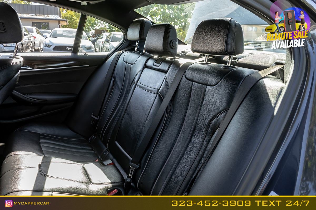 Used 2019 BMW 530e image 16