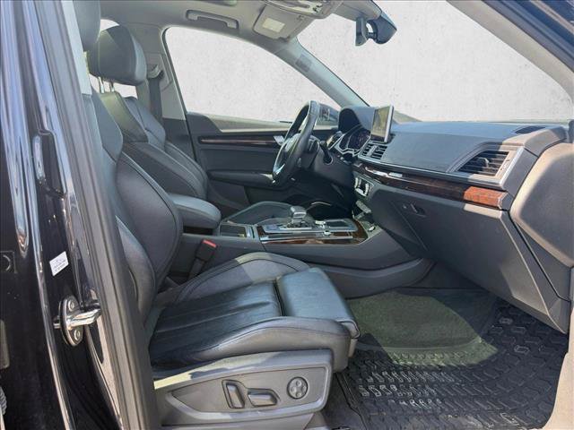 Used 2018 Audi Q5 2.0T Premium Plus w/ Premium Plus Package AWD/4WD image 16