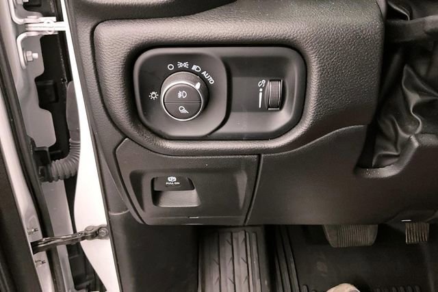 Used 2025 RAM 1500 Classic Warlock AWD/4WD image 42