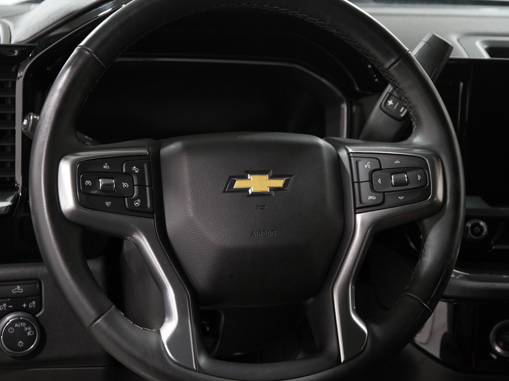Used 2023 Chevrolet Silverado 1500 LT image 8