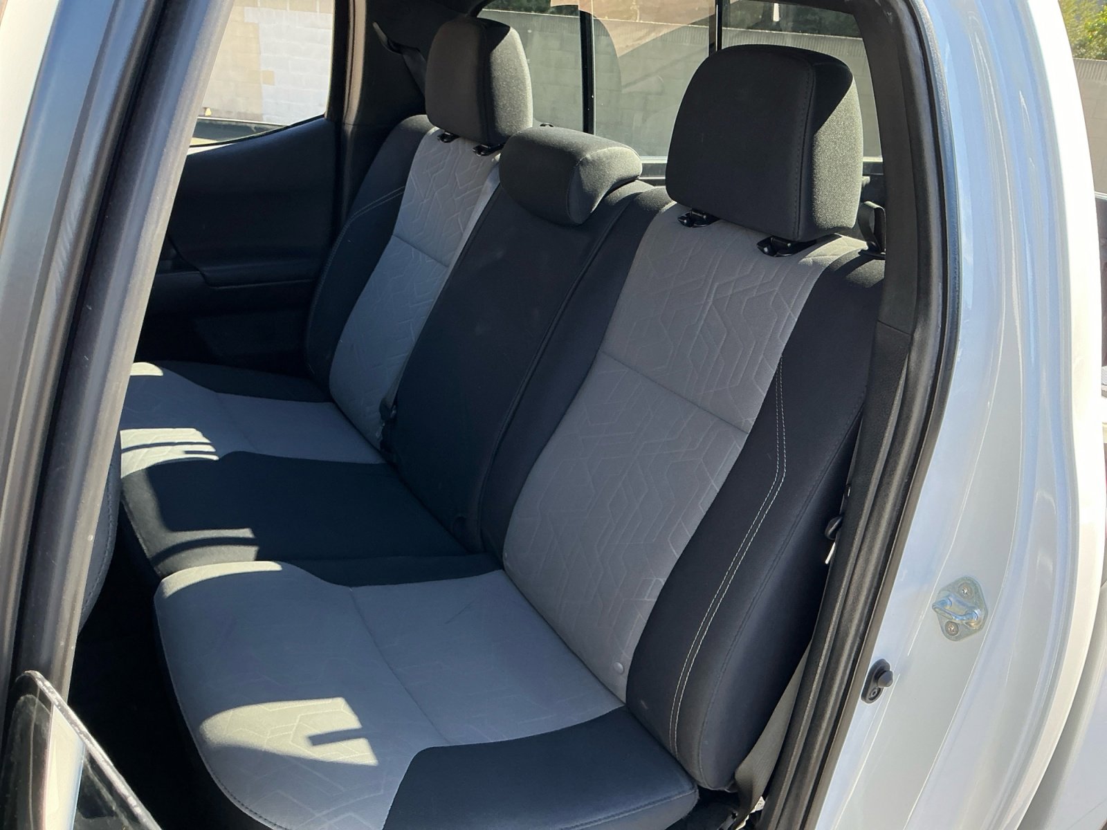 Used 2022 Toyota Tacoma TRD Off-Road w/ Technology Package image 19