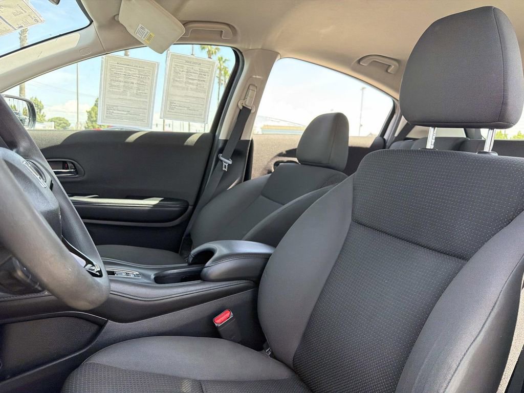 Used 2019 Honda HR-V LX image 20